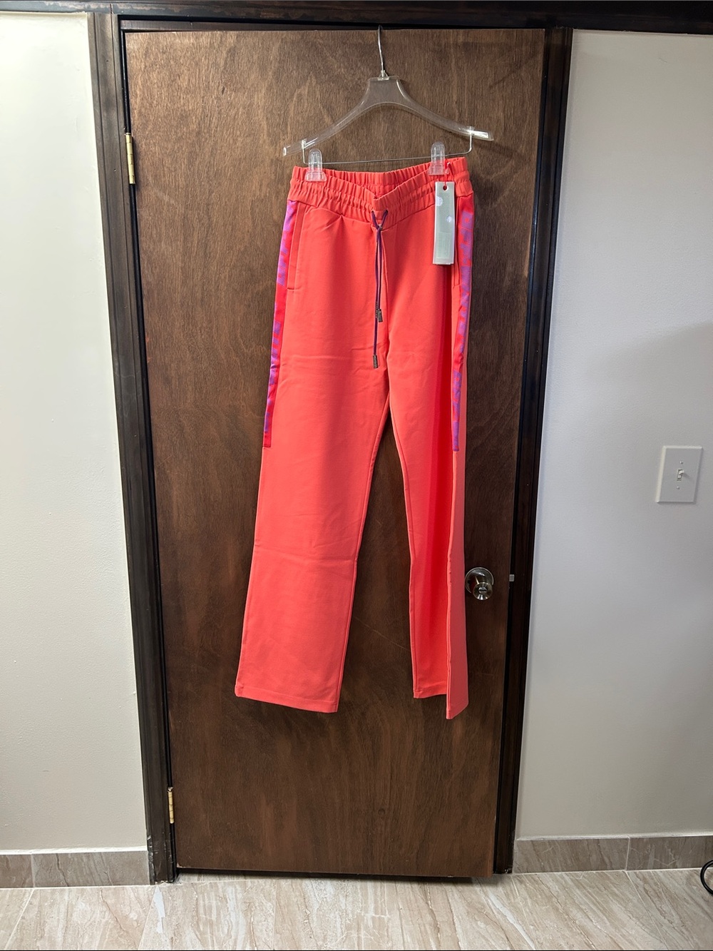 New authentic off white logo pants